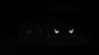 Volvo XC40 2.0 B3P Plus Dark 5dr Auto