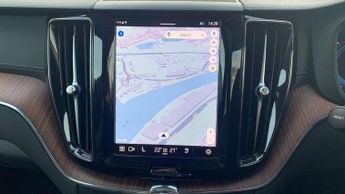 Volvo XC60 2.0 T8 [455] RC PHEV Ultimate Dark 5dr AWD Gtron