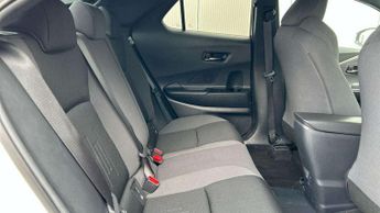 Toyota C-HR 2.0 PHEV Design 5dr CVT