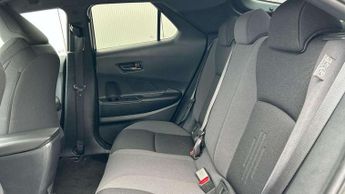 Toyota C-HR 2.0 PHEV Design 5dr CVT