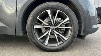 Toyota C-HR 2.0 PHEV Design 5dr CVT
