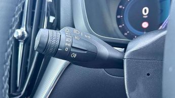 Volvo XC60 2.0 B4D Plus Dark 5dr AWD Geartronic