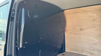 Volkswagen Transporter 2.0 BiTDI 204 Highline Van DSG