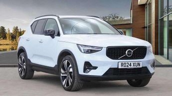 Volvo XC40 2.0 B3P Ultimate Dark 5dr Auto