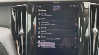 Volvo XC60 2.0 T6 [350] RC PHEV Plus Dark 5dr AWD Geartronic