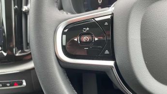 Volvo XC60 2.0 T6 [350] RC PHEV Plus Dark 5dr AWD Geartronic