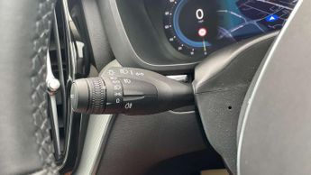 Volvo XC60 2.0 T6 [350] RC PHEV Plus Dark 5dr AWD Geartronic