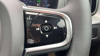Volvo XC60 2.0 T6 [350] RC PHEV Plus Dark 5dr AWD Geartronic