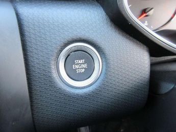 Renault Clio 1.0 TCe 90 Iconic 5dr