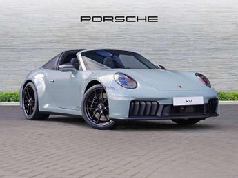 Porsche 911 GTS t-Hybrid 2dr PDK