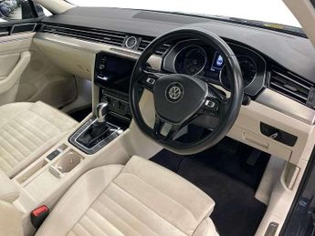 Volkswagen Passat GTE 1.4 TSI GTE 4dr DSG