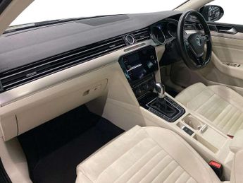 Volkswagen Passat GTE 1.4 TSI GTE 4dr DSG