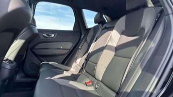 Volvo XC60 2.0 B5P Plus Black Edition 5dr AWD Geartronic