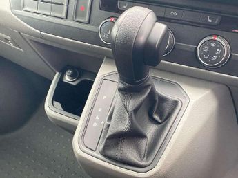 Volkswagen Transporter 2.0 TDI 150 Highline Van DSG