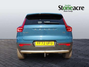 Volvo XC40 2.0 B3P Core 5dr Auto