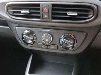 Hyundai i10 1.2 MPi SE Connect 5dr