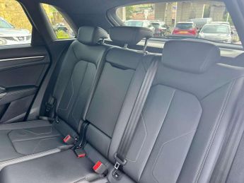 Audi Q3 35 TFSI S Line 5dr S Tronic [Leather]