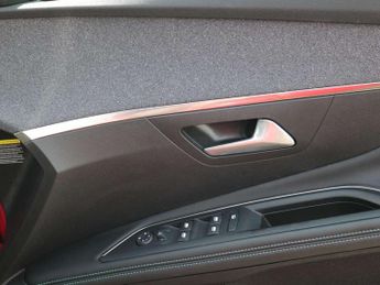 Peugeot 3008 1.5 BlueHDi Allure Premium+ 5dr