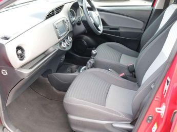 Toyota Yaris 1.5 VVT-i Icon 5dr