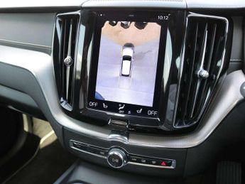 Volvo XC60 2.0 B5D R DESIGN Pro 5dr AWD Geartronic