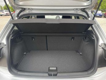 Volkswagen Polo 1.0 TSI Match 5dr