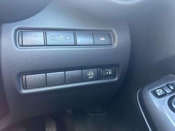 Nissan Juke 1.0 DiG-T 114 N-Connecta 5dr
