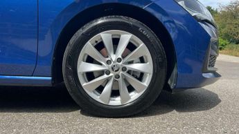 Skoda Superb Estate 2.0 TDI SE Technology 5dr DSG