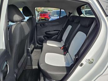 Hyundai i10 1.2 MPi Premium 5dr
