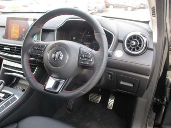 MG HS 1.5 T-GDI PHEV Trophy 5dr Auto