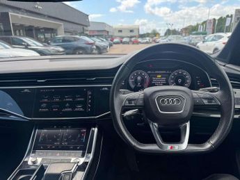 Audi Q7 55 TFSI e Quattro Black Ed 5dr Tiptronic [C+S]