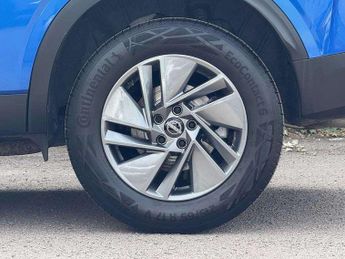 Nissan Qashqai 1.3 DiG-T MH Acenta Premium 5dr