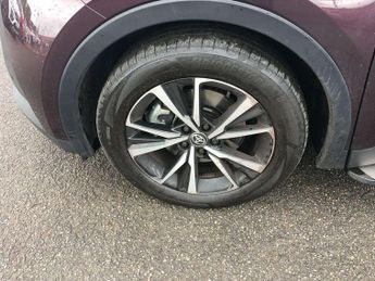 Toyota C-HR 2.0 PHEV Design 5dr CVT