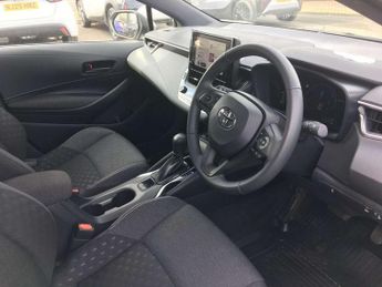 Toyota Corolla 1.8 VVT-i Hybrid Commercial Auto
