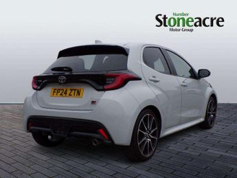 Toyota Yaris 1.5 Hybrid 130 GR Sport 5dr CVT