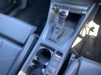 Audi Q3 35 TFSI Black Edition 5dr S Tronic [20" Alloy]