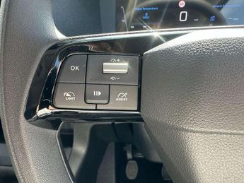 Peugeot Expert 2.0 BlueHDi 145 Asphalt Van