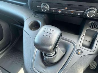 Peugeot Partner 1000 1.5 BlueHDi 100 Professional Premium + Van