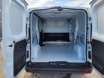Renault Trafic LL30 Blue dCi 130 Extra [Safety] Van