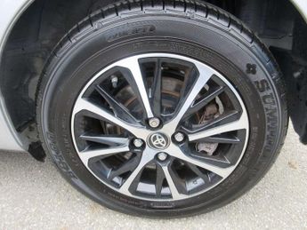 Toyota Yaris 1.5 Hybrid Icon Tech 5dr CVT