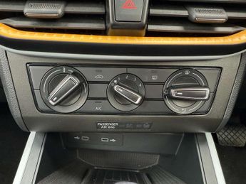 SEAT Arona 1.0 TSI 110 SE Technology 5dr DSG
