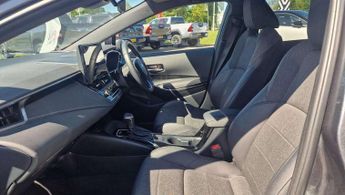 Toyota Corolla Touring Sport 1.8 Hybrid Design 5dr CVT
