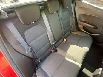 Renault Clio 1.0 TCe 100 Iconic 5dr