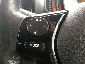 Peugeot 108 1.0 72 Collection 5dr