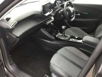 Peugeot 208 1.2 PureTech 100 Allure Premium 5dr