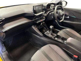 Peugeot 208 1.2 PureTech 100 Allure Premium + 5dr