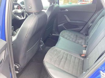SEAT Arona 1.0 TSI 110 FR Sport 5dr
