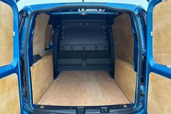 Volkswagen Caddy 2.0 TDI 122PS Commerce Pro Van DSG