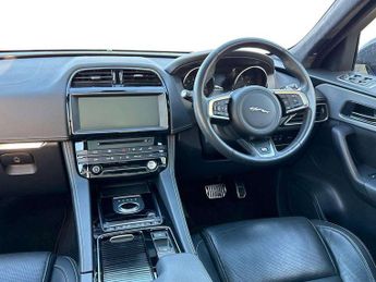 Jaguar F-Pace 2.0d [240] R-Sport 5dr Auto AWD