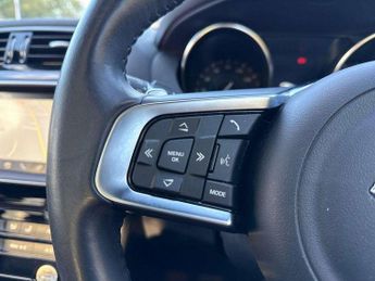 Jaguar F-Pace 2.0d [240] R-Sport 5dr Auto AWD