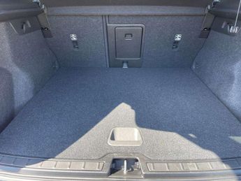 Volvo XC40 Recharge 1.5 T4 Recharge PHEV R DESIGN 5dr Auto